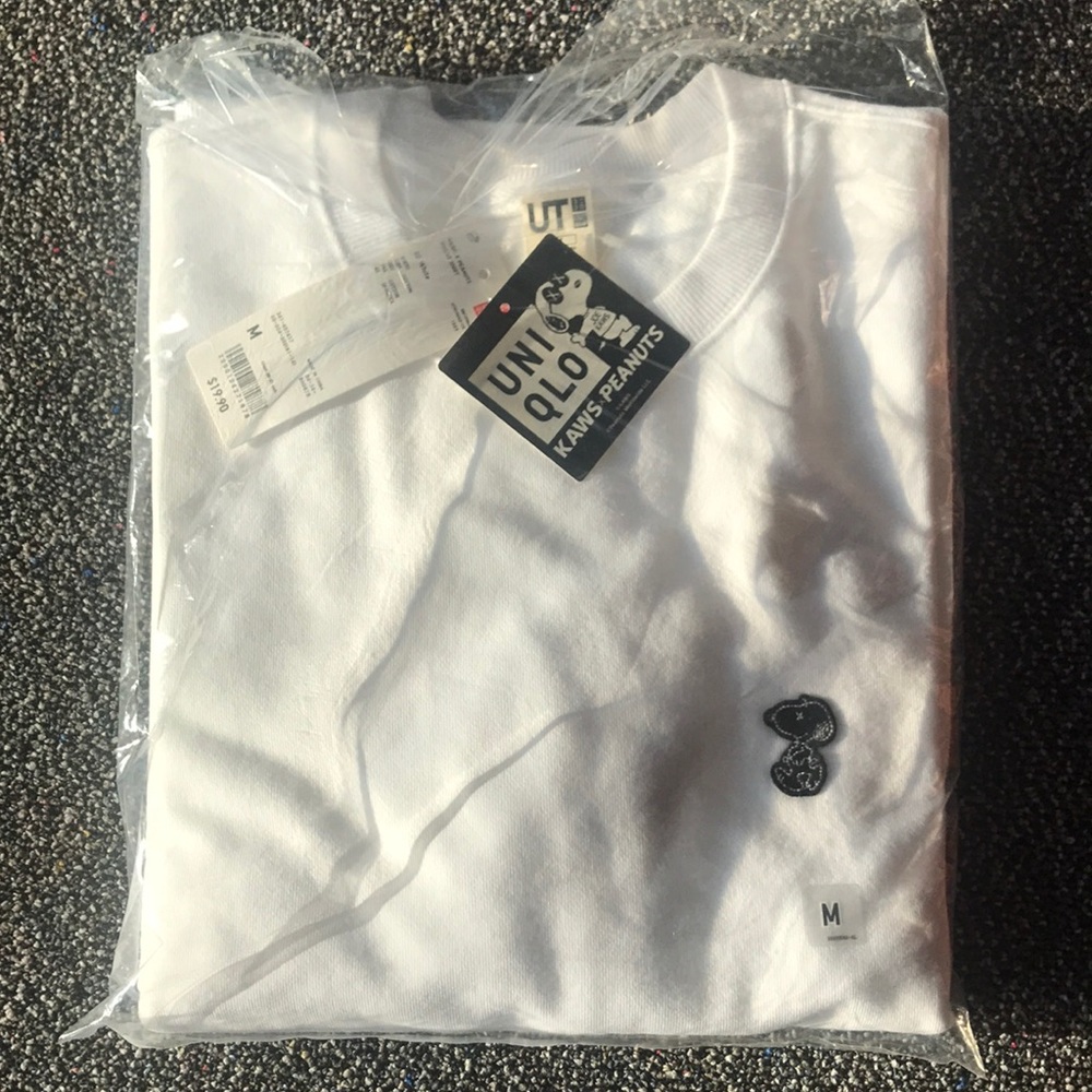 Kaws x peanuts crewneck sweatshirt